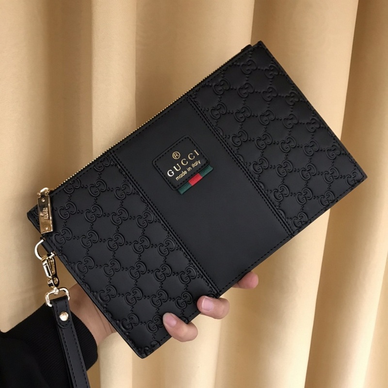 Gucci Wallets 13